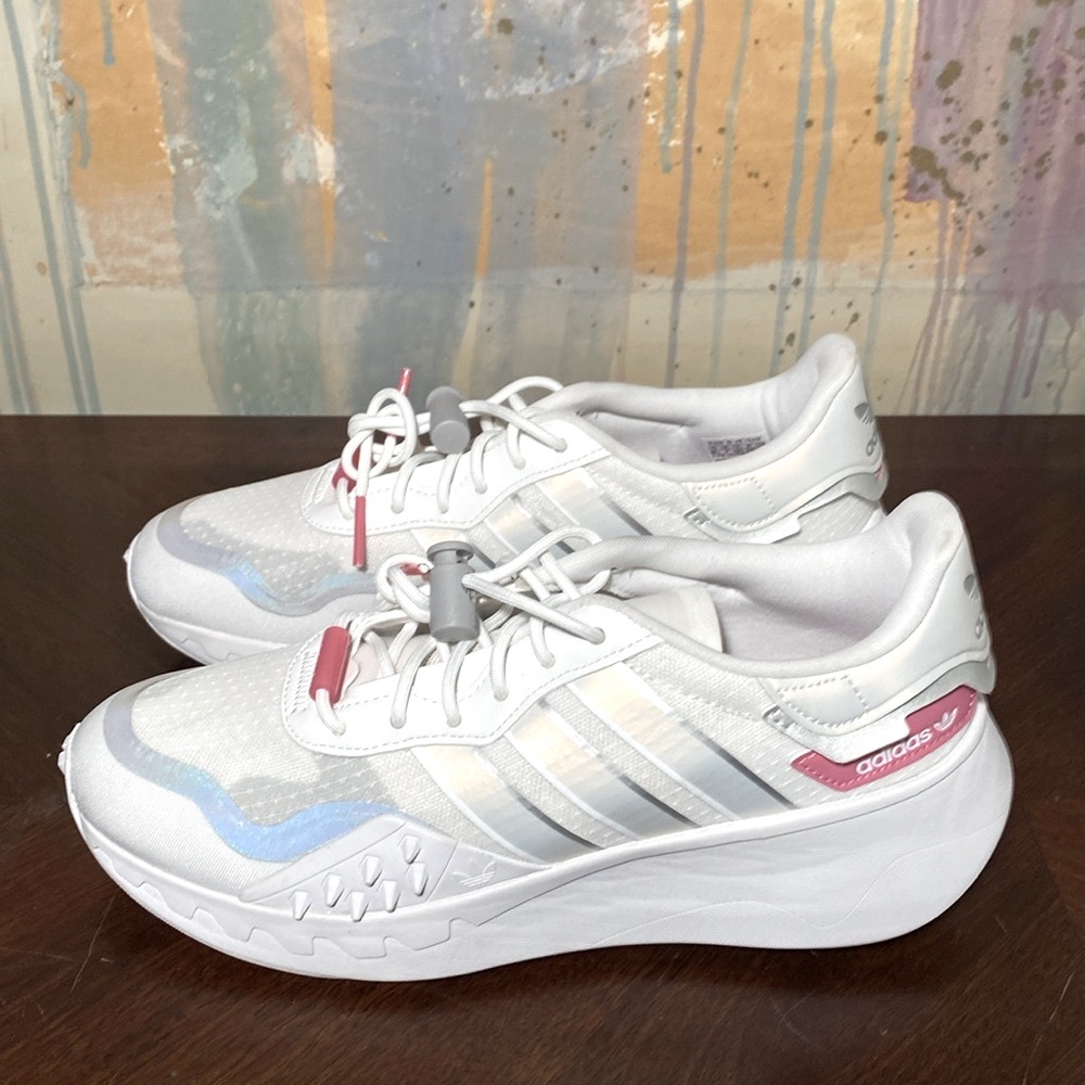 Adidas Choigo White Metallic Silver Rose Tone women’s 8.5 NWOT